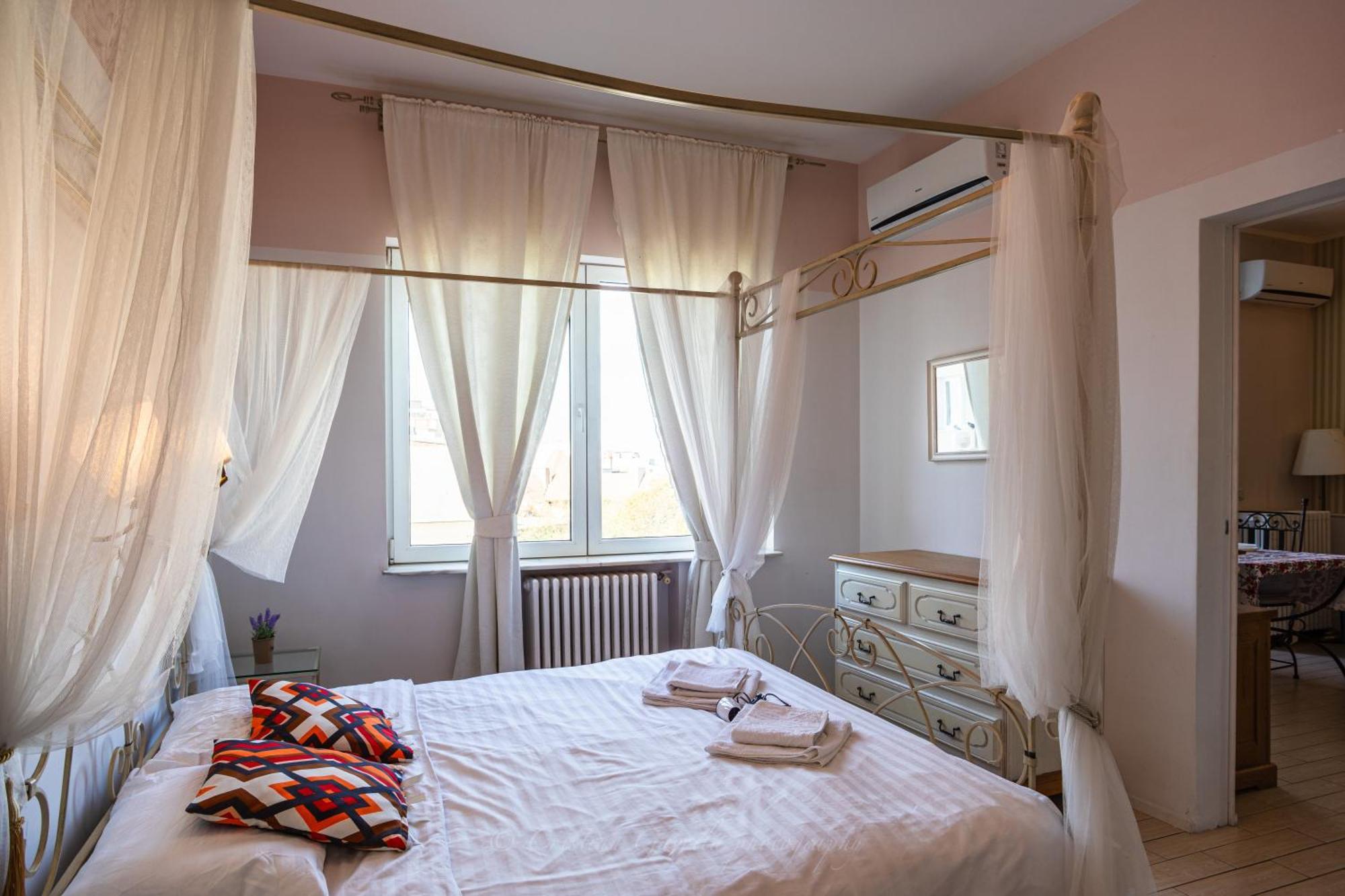 University Apartment Bucureşti Eksteriør bilde